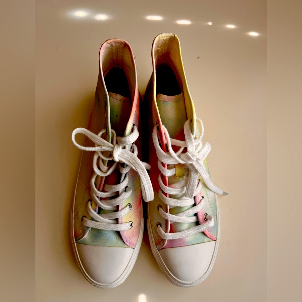American Eagle Outfitters shoes| AE hightop sneakers tie-dye shoes | Lover Era